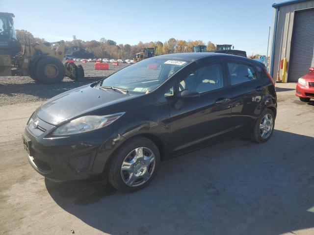 2013 FORD FIESTA S, 