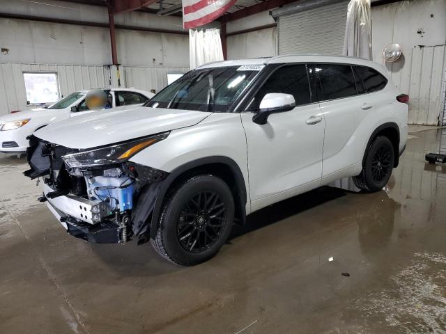 2022 TOYOTA HIGHLANDER XLE, 