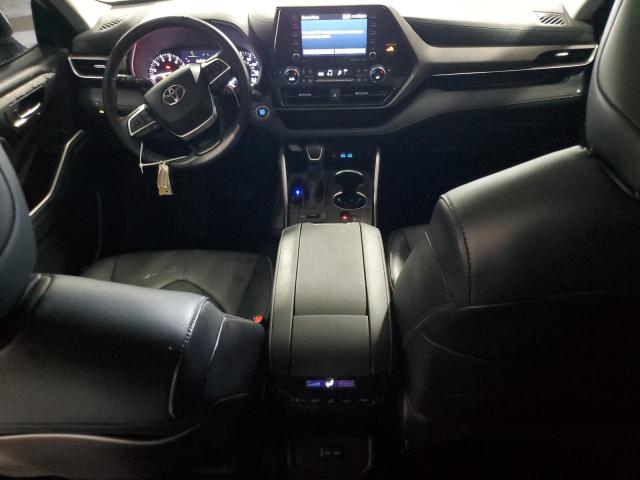 5TDGZRBH3NS581445 - 2022 TOYOTA HIGHLANDER XLE WHITE photo 8