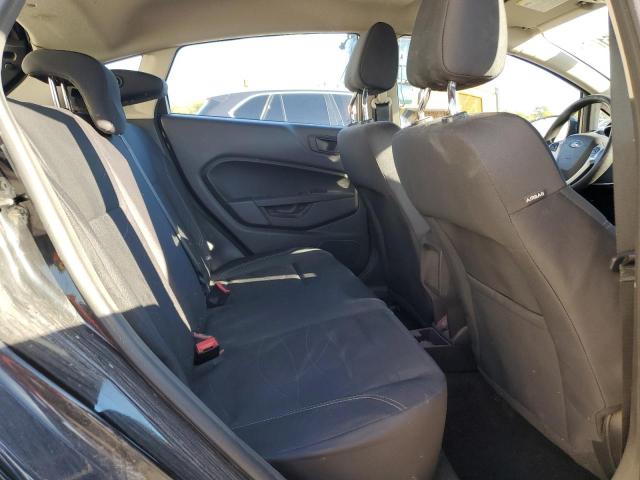 3FADP4EJ8JM104021 - 2018 FORD FIESTA SE Սև լուսանկար 10