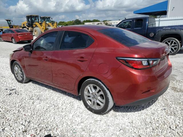 3MYDLBZV3GY135218 - 2016 TOYOTA SCION IA RED photo 2