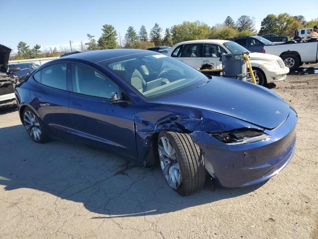 5YJ3E1EB3SF926895 - 2025 TESLA MODEL 3 ლურჯი ფოტო 4
