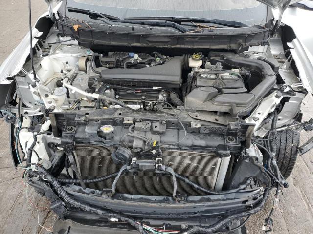 KNMAT2MT3JP523288 - 2018 NISSAN ROGUE S Gümüş fotoğraf 12