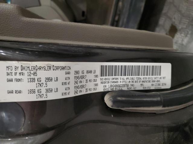 1J8HG48N56C228758 - 2006 JEEP COMMANDER BROWN photo 13