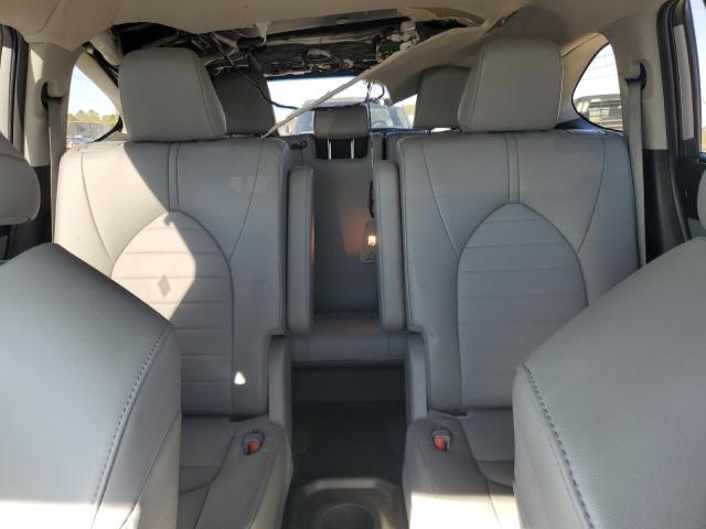 5TDGZRAH8NS142260 - 2022 TOYOTA HIGHLANDER XLE SILVER photo 10