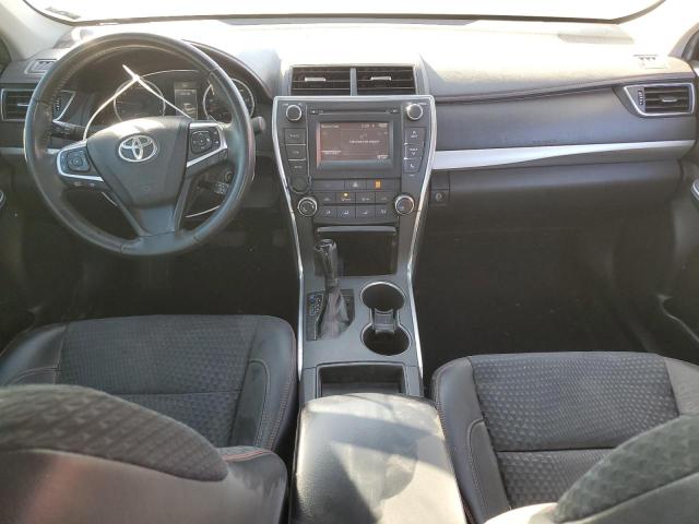 4T1BF1FK8FU486382 - 2015 TOYOTA CAMRY LE SILVER photo 8