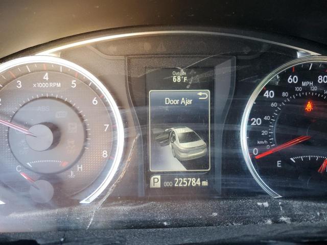 4T1BF1FK8FU486382 - 2015 TOYOTA CAMRY LE SILVER photo 9