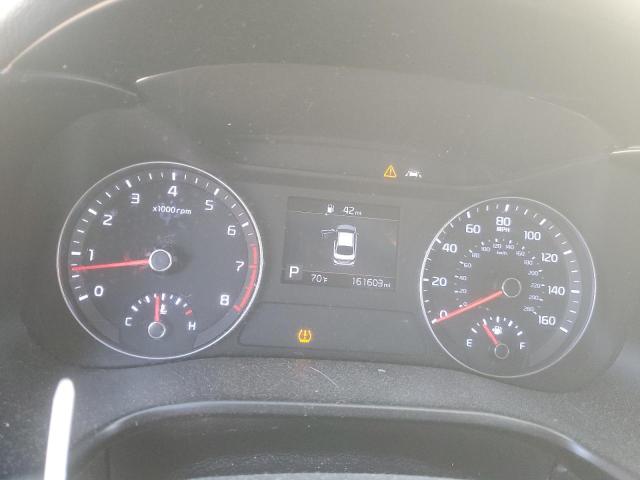 3KPF24AD9KE013899 - 2019 KIA FORTE FE SILVER photo 9