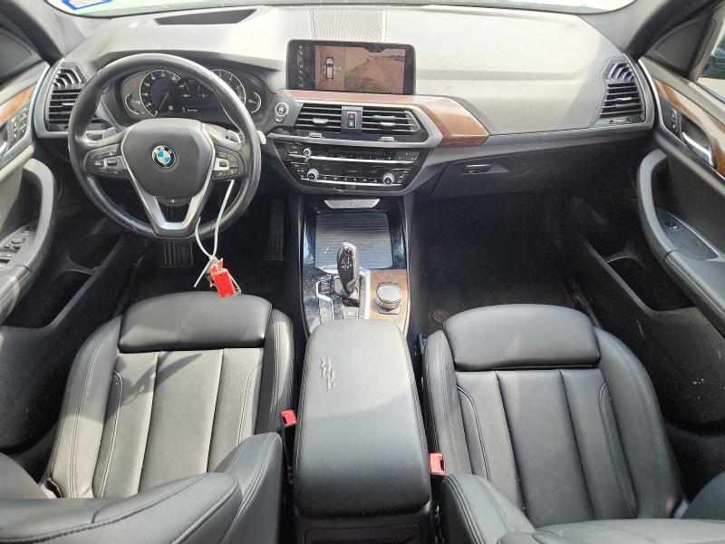 5UXTR9C55KLE11170 - 2019 BMW X3 XDRIVE30I GREEN photo 8