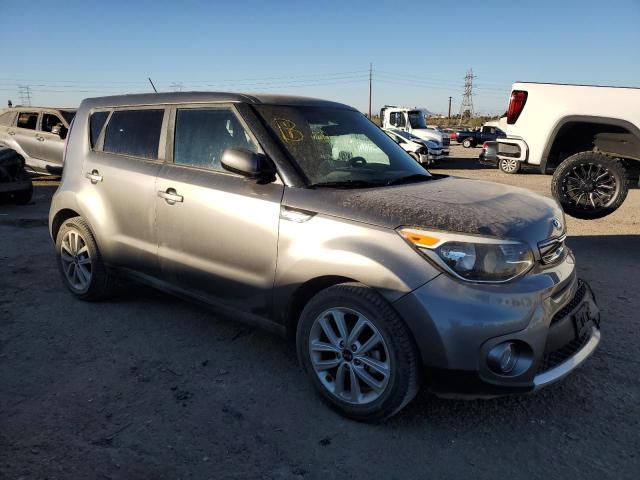 KNDJP3A55J7575215 - 2018 KIA SOUL + GRAY photo 4