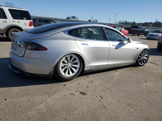 5YJSA1DNXDFP04134 - 2013 TESLA MODEL S SILVER photo 3