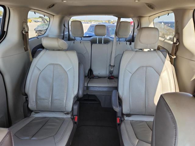 2C4RC1EG6JR149952 - 2018 CHRYSLER PACIFICA TOURING L PLUS WHITE photo 10