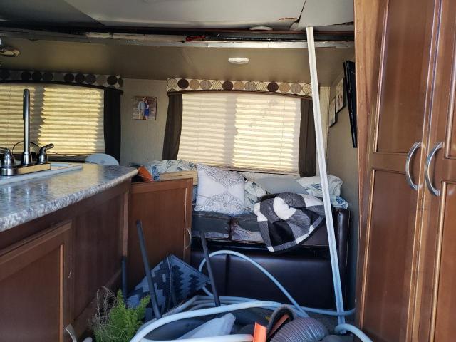 4YDT33522HK413390 - 2017 KEYSTONE PASSPORT WHITE photo 5