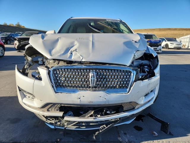 5LMCJ3D97KUL42621 - 2019 LINCOLN MKC RESERVE Սպիտակ լուսանկար 5