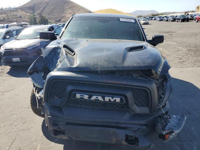 1C6RR7YT3JS135720 - 2018 RAM 1500 REBEL Schwarz Foto 5