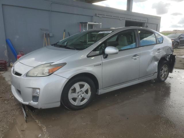 2011 TOYOTA PRIUS, 
