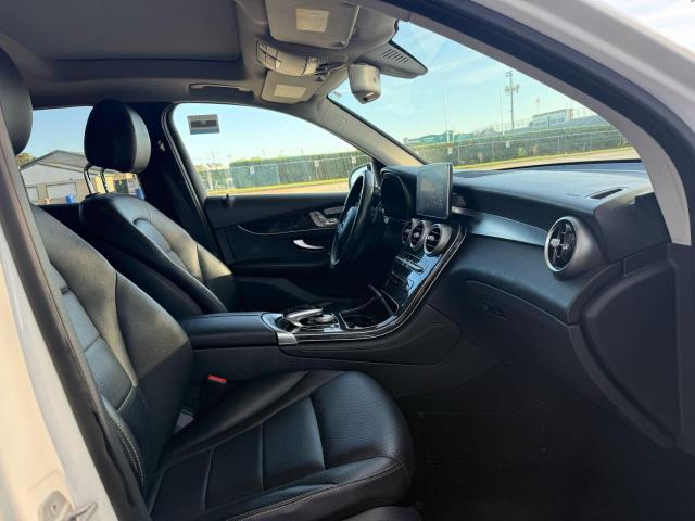 WDC0G4KB3GF063659 - 2016 MERCEDES-BENZ GLC 300 4MATIC WHITE photo 5