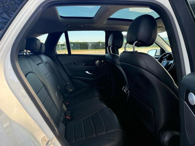 WDC0G4KB3GF063659 - 2016 MERCEDES-BENZ GLC 300 4MATIC WHITE photo 6