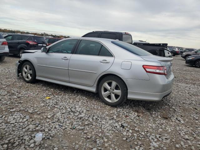 4T1BF3EK6BU215389 - 2011 TOYOTA CAMRY BASE SILVER photo 2