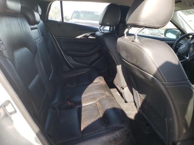 SJKCH5CPXJA057522 - 2018 INFINITI QX30 BASE SILVER photo 10