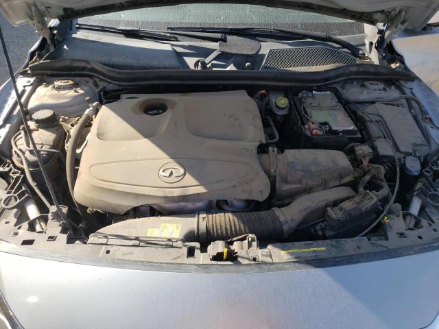 SJKCH5CPXJA057522 - 2018 INFINITI QX30 BASE SILVER photo 11