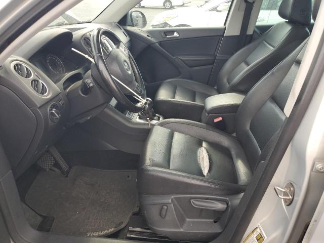 WVGAV7AX7BW557154 - 2011 VOLKSWAGEN TIGUAN S SILVER photo 7