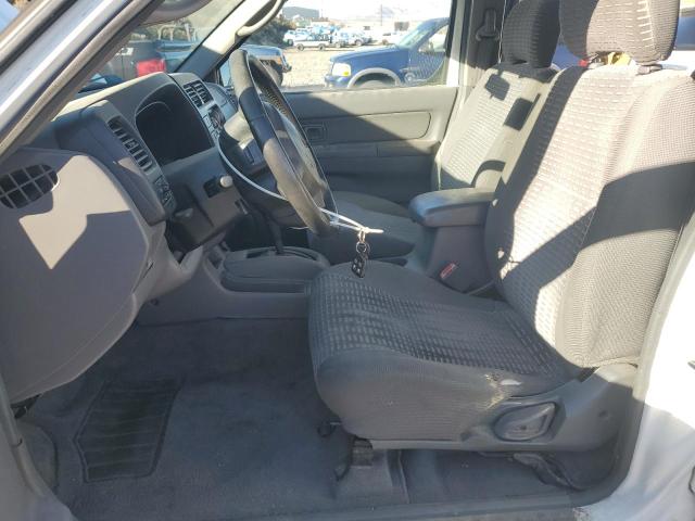 5N1ED28T11C502032 - 2001 NISSAN XTERRA XE WHITE photo 7
