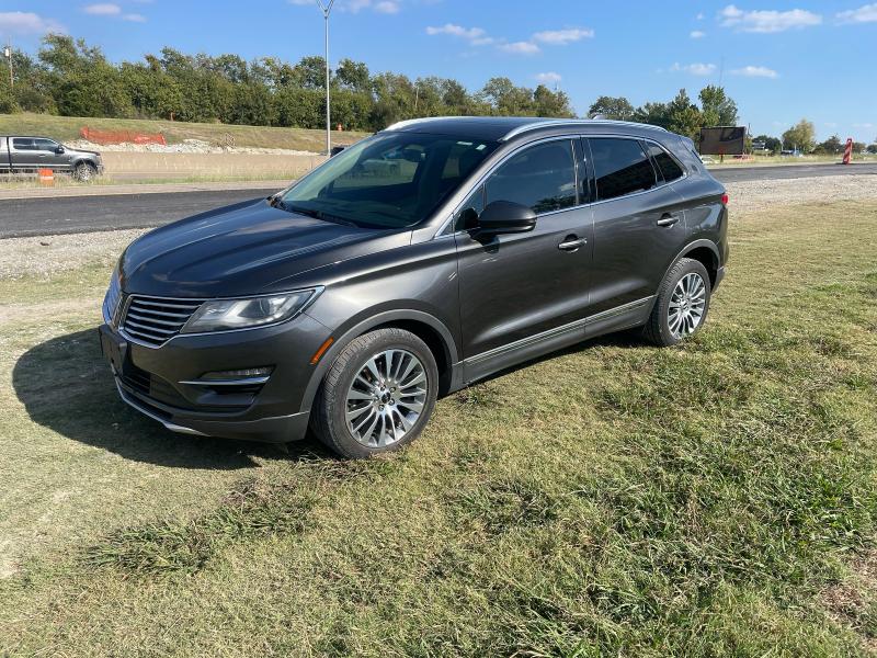 5LMCJ3C9XHUL70262 - 2017 LINCOLN MKC RESERVE CHARCOAL photo 2