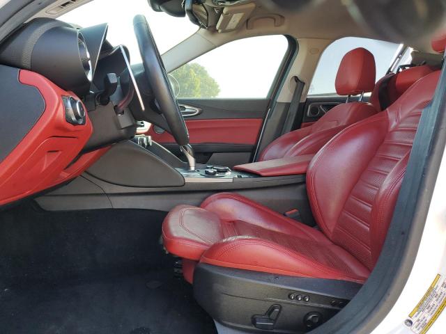 ZARFAECN0J7597158 - 2018 ALFA ROMEO GIULIA TI WHITE photo 7