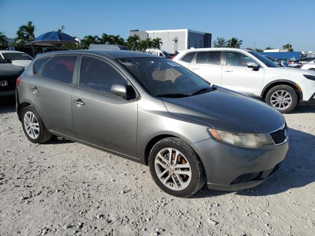 KNAFU5A21B5398933 - 2011 KIA FORTE EX SILVER photo 4