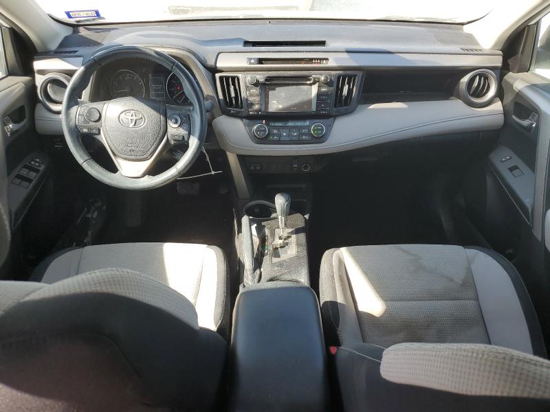 2T3WFREV2HW317013 - 2017 TOYOTA RAV4 XLE WHITE photo 8