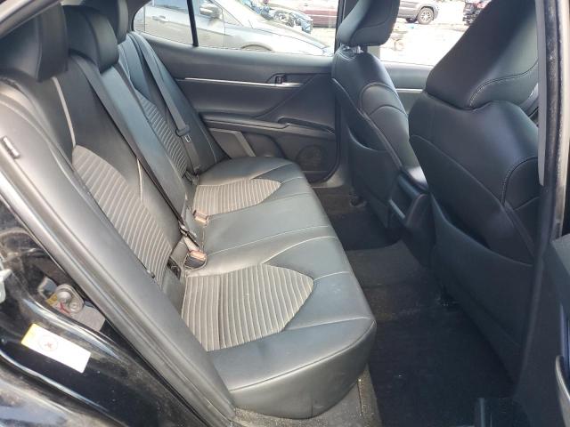 4T1B11HK8JU095480 - 2018 TOYOTA CAMRY L BLACK photo 10