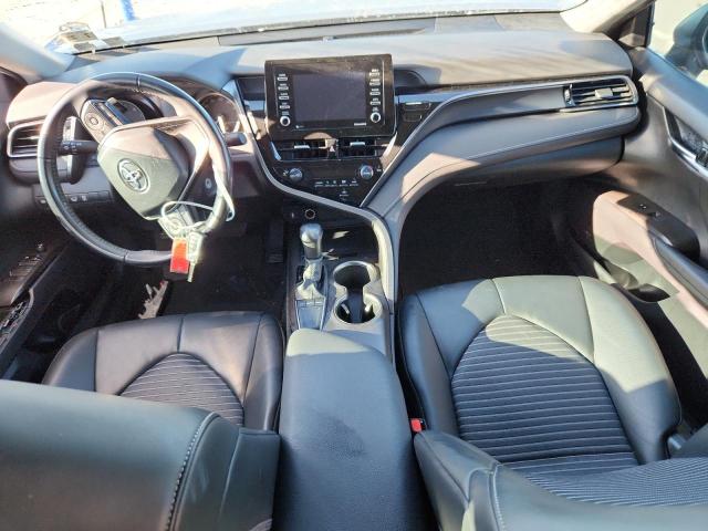 4T1G11AK1NU666510 - 2022 TOYOTA CAMRY SE 银色 照片 8