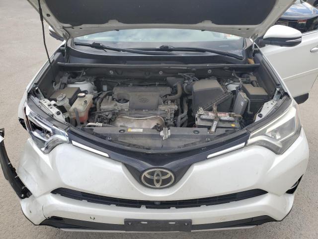 2T3DFREV4HW688813 - 2017 TOYOTA RAV4 LIMITED Blanco foto 11
