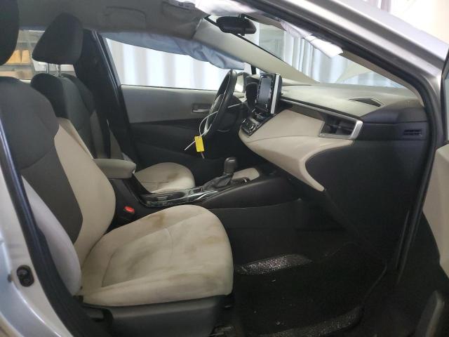 5YFEPMAE6MP198162 - 2021 TOYOTA COROLLA LE SILVER photo 7