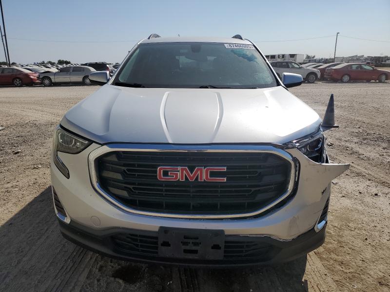 3GKALMEX1JL262403 - 2018 GMC TERRAIN SLE Silber Foto 5