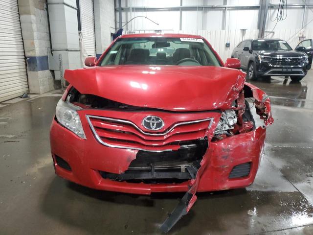 4T1BF3EK1BU608944 - 2011 TOYOTA CAMRY BASE Rouge photo 5