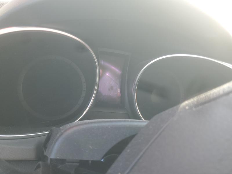 5XYZU3LB3GG378683 - 2016 HYUNDAI SANTA FE S WHITE photo 9