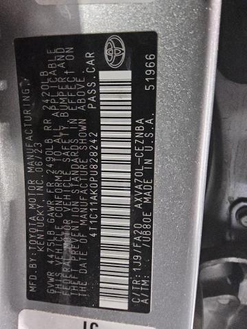 4T1C11AK0PU828242 - 2023 TOYOTA CAMRY LE 银色 照片 12