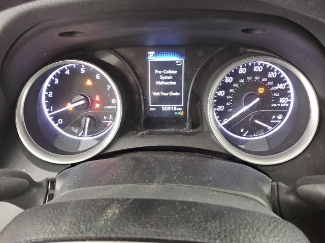 4T1C11AK0PU828242 - 2023 TOYOTA CAMRY LE 银色 照片 9