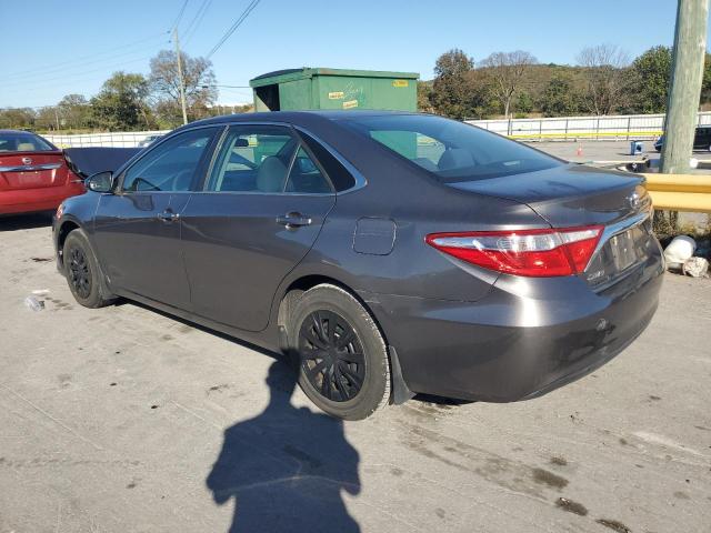 4T1BF1FK8HU752163 - 2017 TOYOTA CAMRY LE Boz foto 2