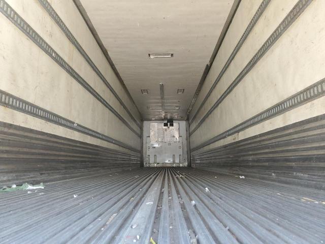 1UYVS24869M646713 - 2009 UTILITY VS2RA თეთრი ფოტო 6