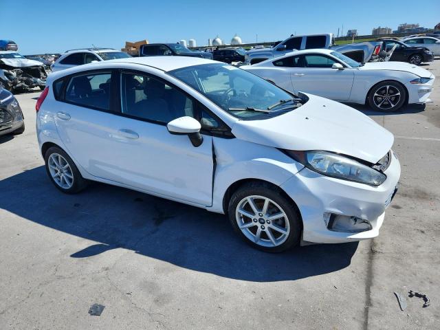 3FADP4EJ4KM136739 - 2019 FORD FIESTA SE თეთრი ფოტო 4