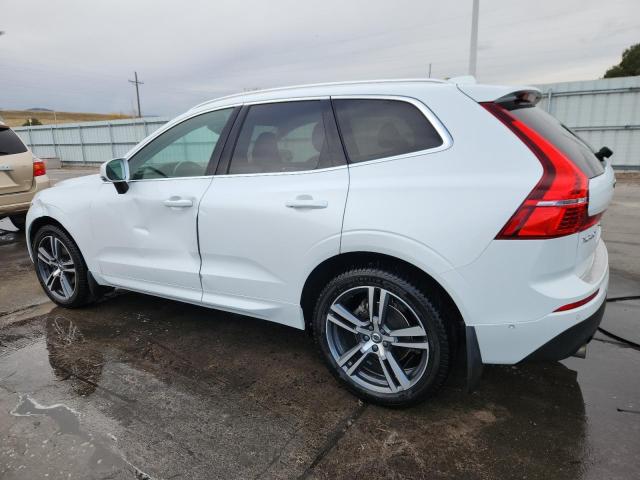 LYV102RK6JB121771 - 2018 VOLVO XC60 T5 WHITE photo 2