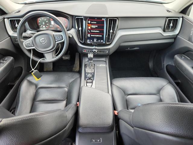 LYV102RK6JB121771 - 2018 VOLVO XC60 T5 WHITE photo 8