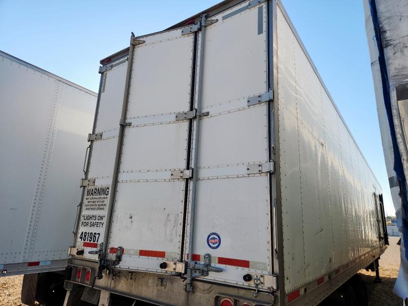 1UYVS248XDU630121 - 2013 UTILITY VS2RA WHITE photo 4