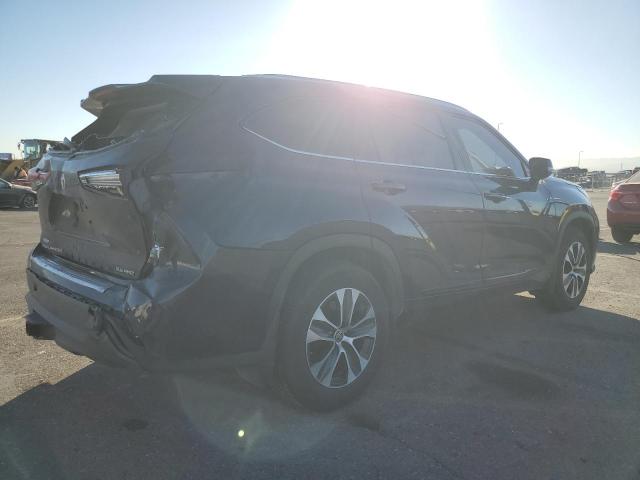 5TDGZRBH7NS570528 - 2022 TOYOTA HIGHLANDER XLE 蓝色 照片 3