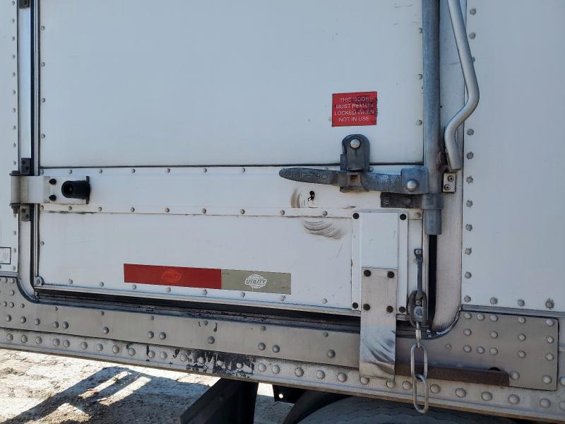 1UYVS2488EM771822 - 2014 UTILITY VS2RA თეთრი ფოტო 6