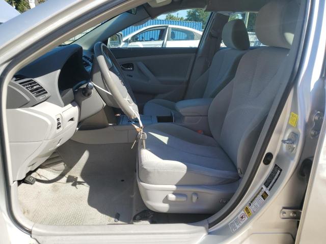 4T4BF3EK0BR121157 - 2011 TOYOTA CAMRY BASE SILVER photo 7