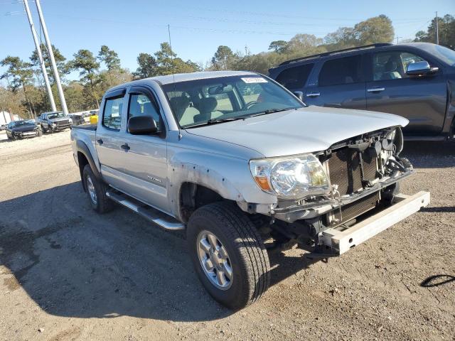 3TMJU62N38M069925 - 2008 TOYOTA TACOMA DOUBLE CAB PRERUNNER SILVER photo 4
